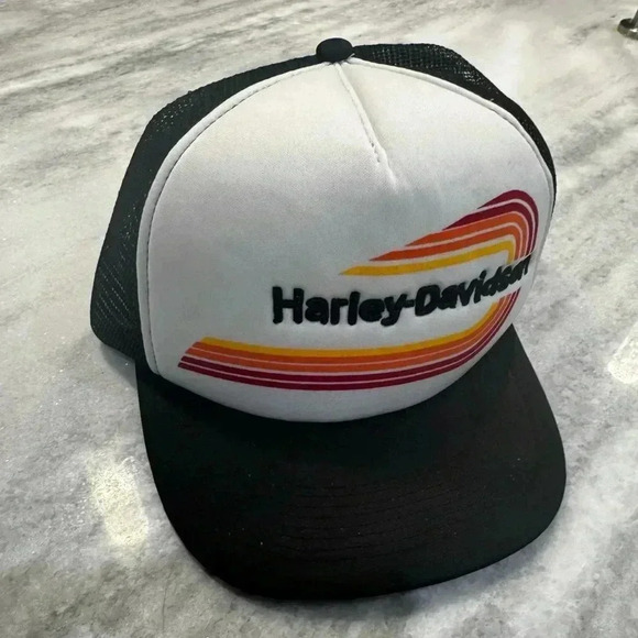 Harley Davidson Motorcycle Snap Back Trucker Hat - Picture 2 of 4